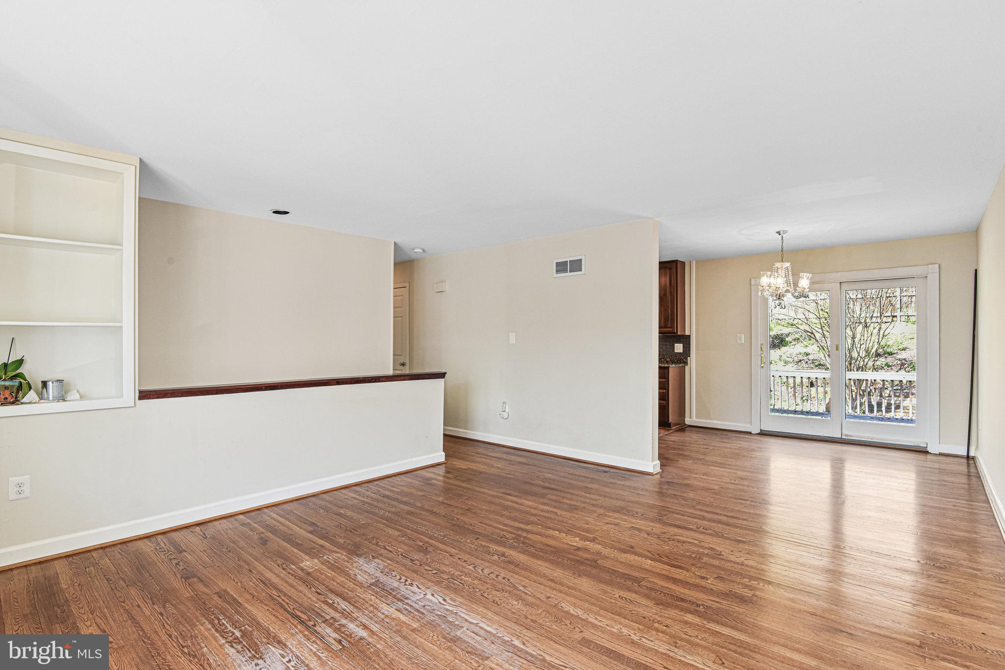 DALE CITY - Residential