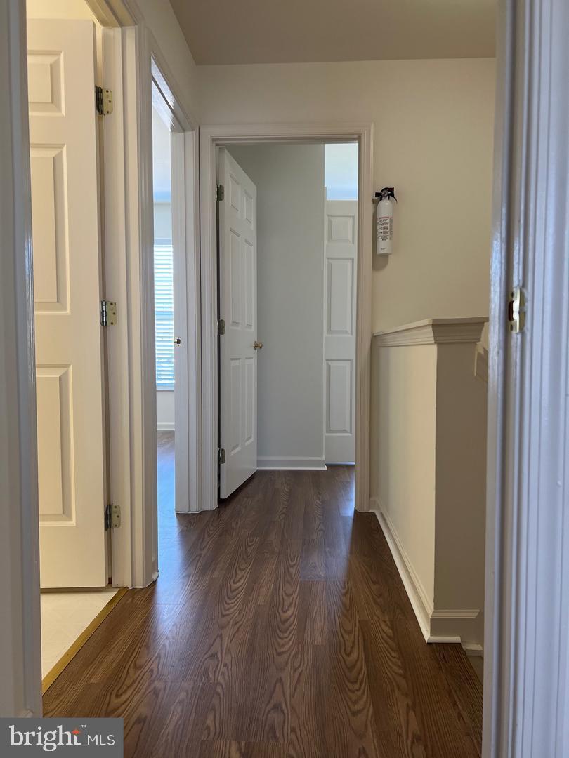 CENTRE RIDGE - Residential Lease