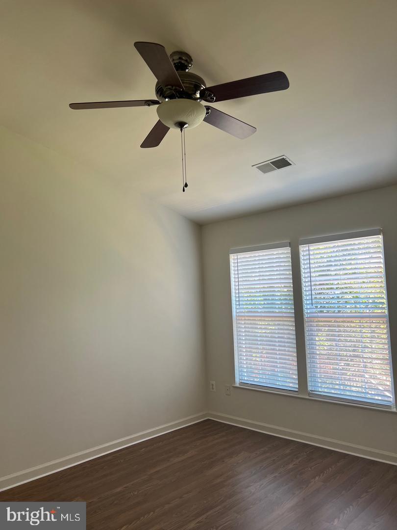 CENTRE RIDGE - Residential Lease