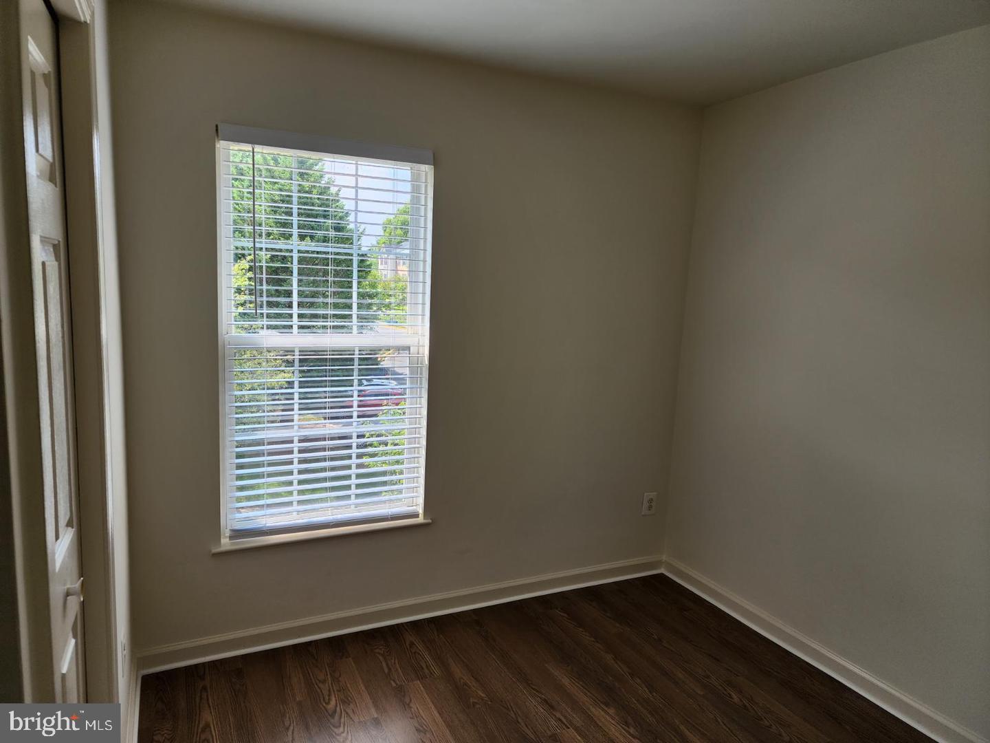 CENTRE RIDGE - Residential Lease