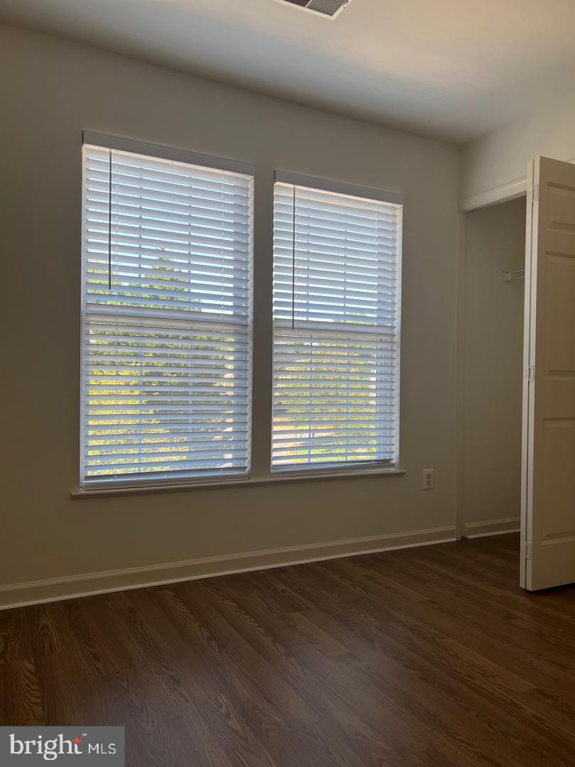 CENTRE RIDGE - Residential Lease