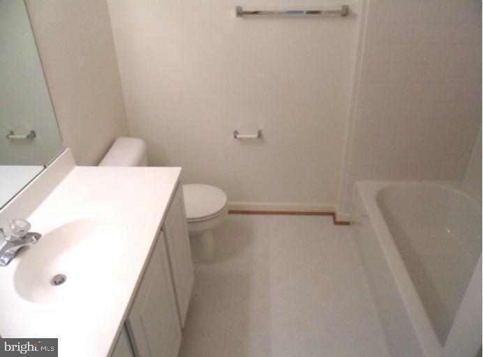 CENTRE RIDGE - Residential Lease