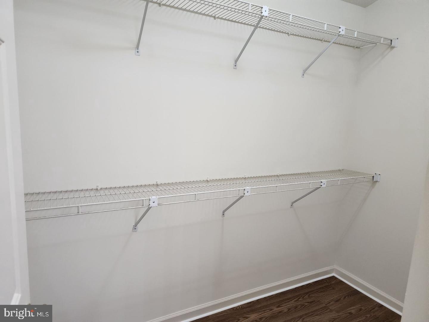 CENTRE RIDGE - Residential Lease