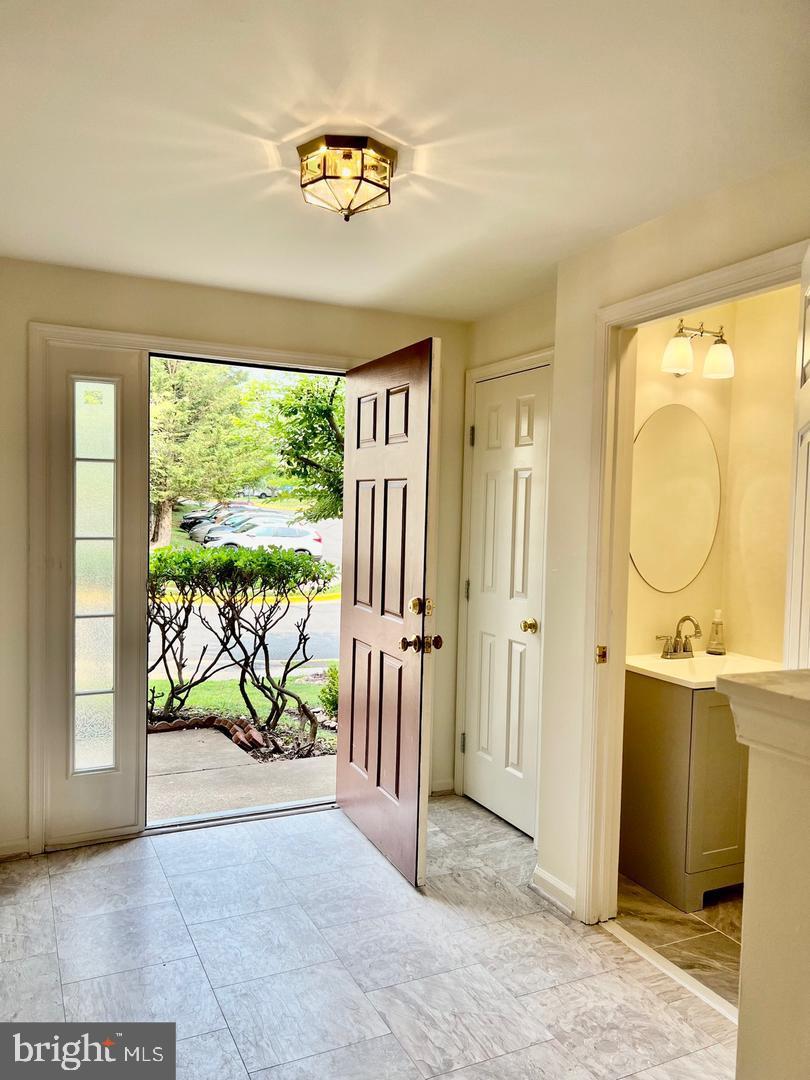 CENTRE RIDGE - Residential Lease