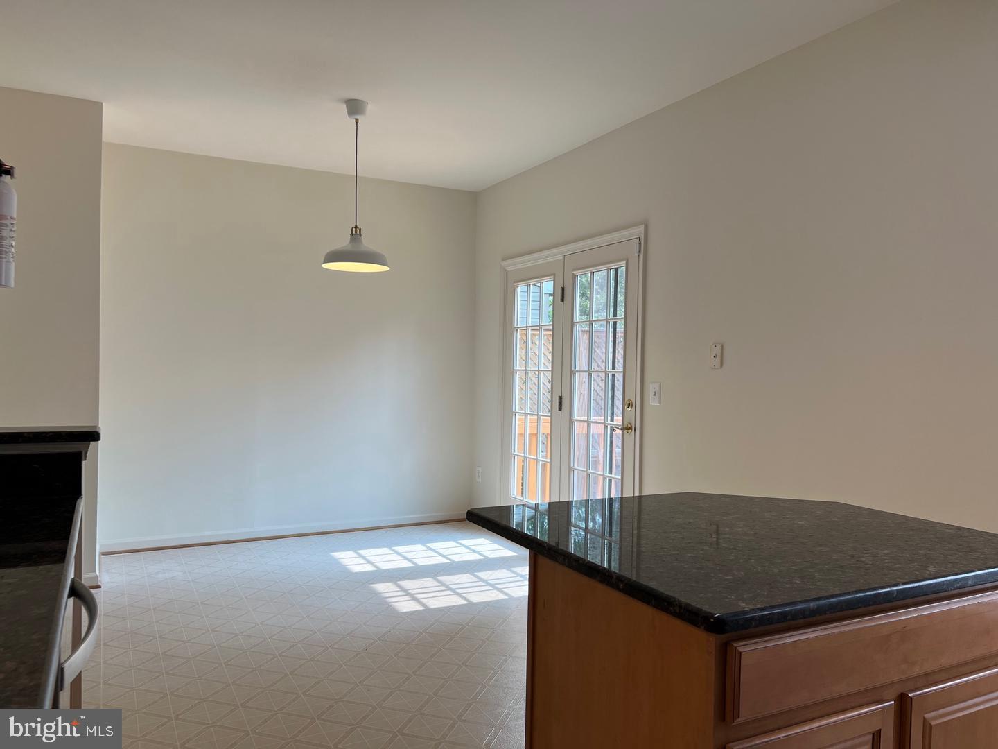 CENTRE RIDGE - Residential Lease