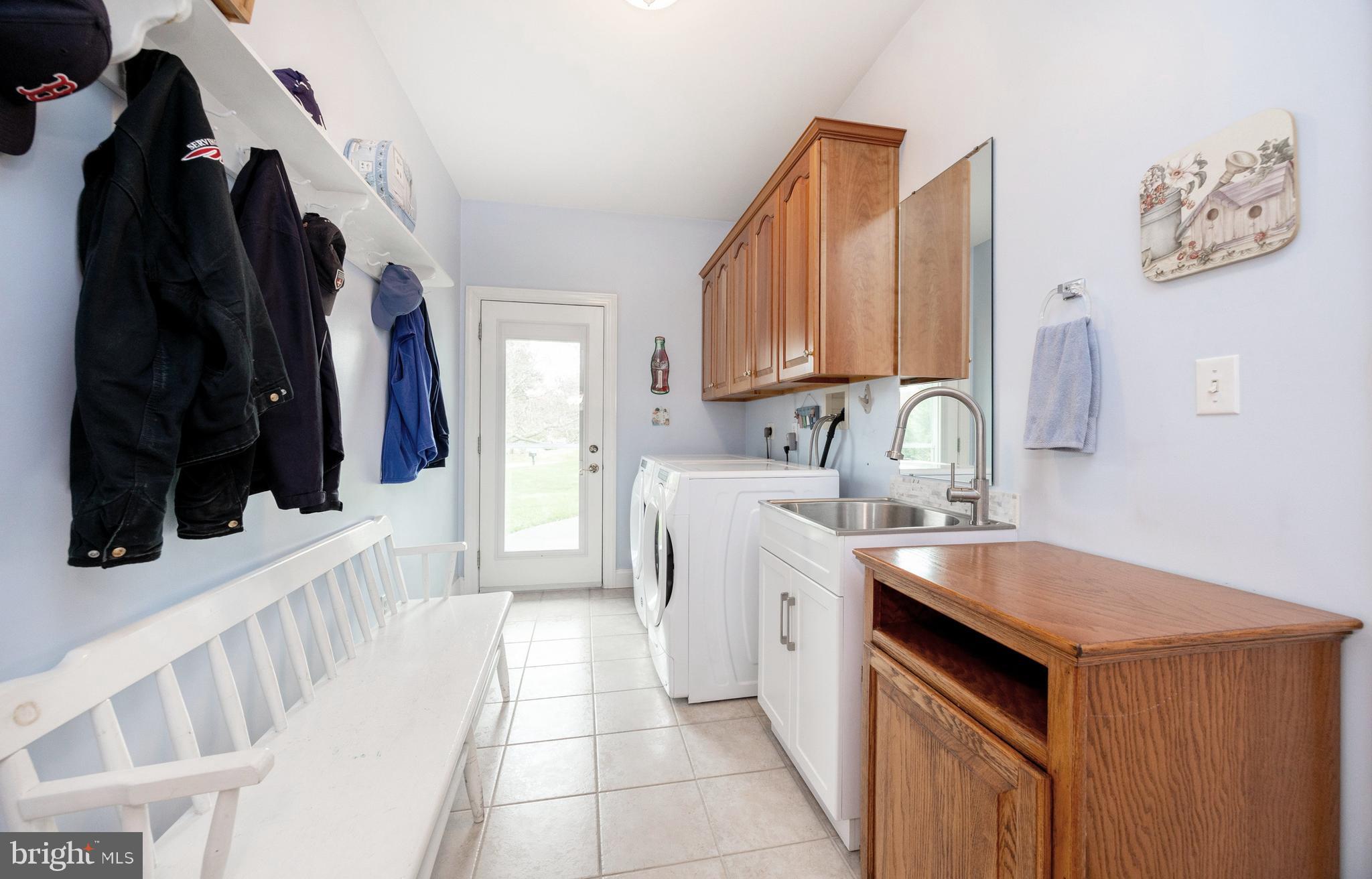 HIBERNIA HUNT - Residential