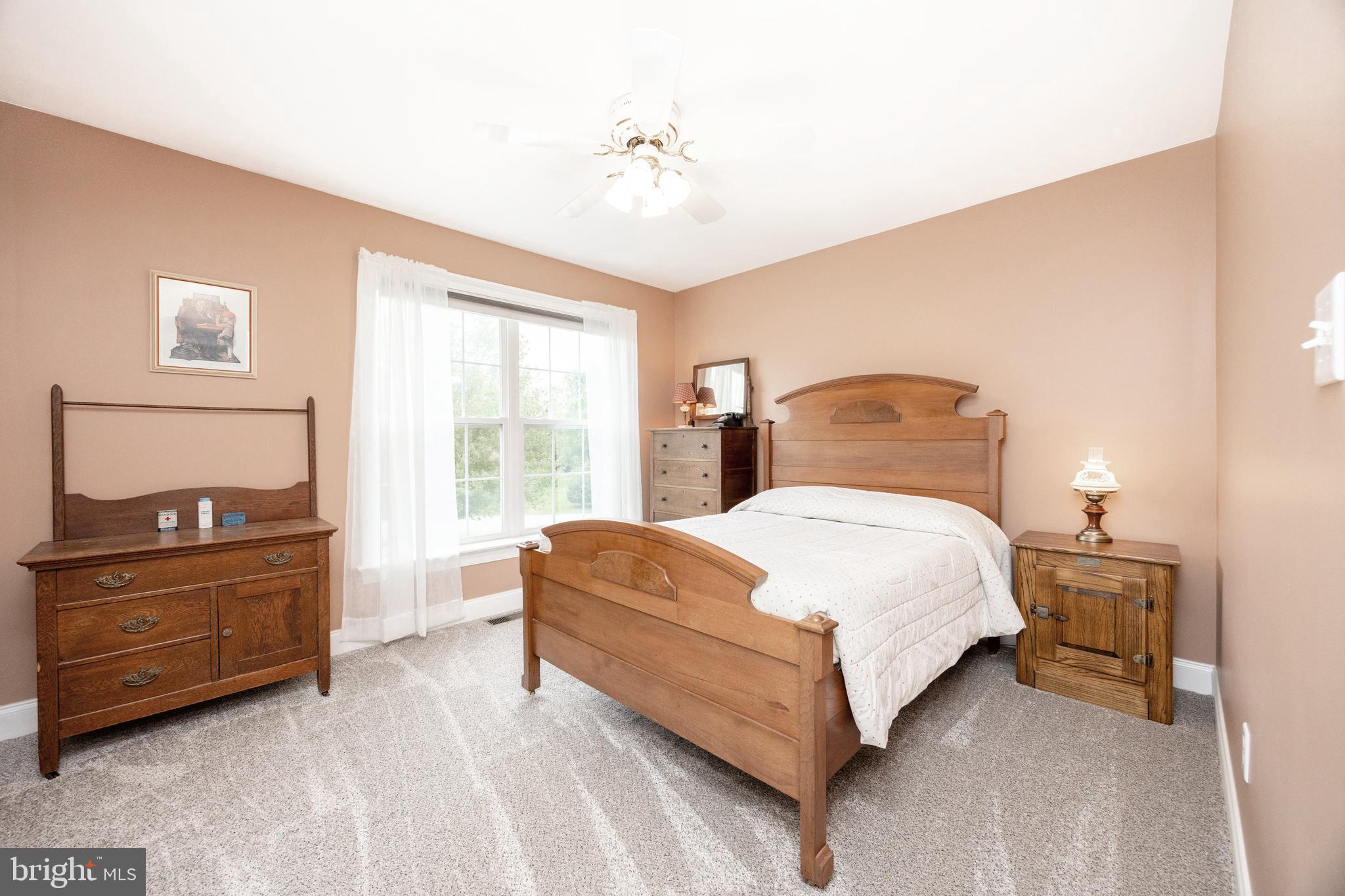 HIBERNIA HUNT - Residential