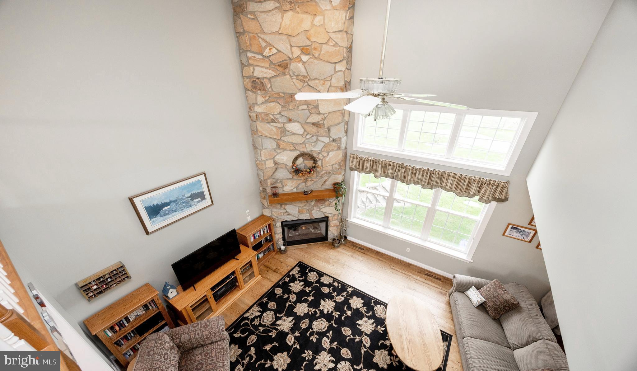 HIBERNIA HUNT - Residential