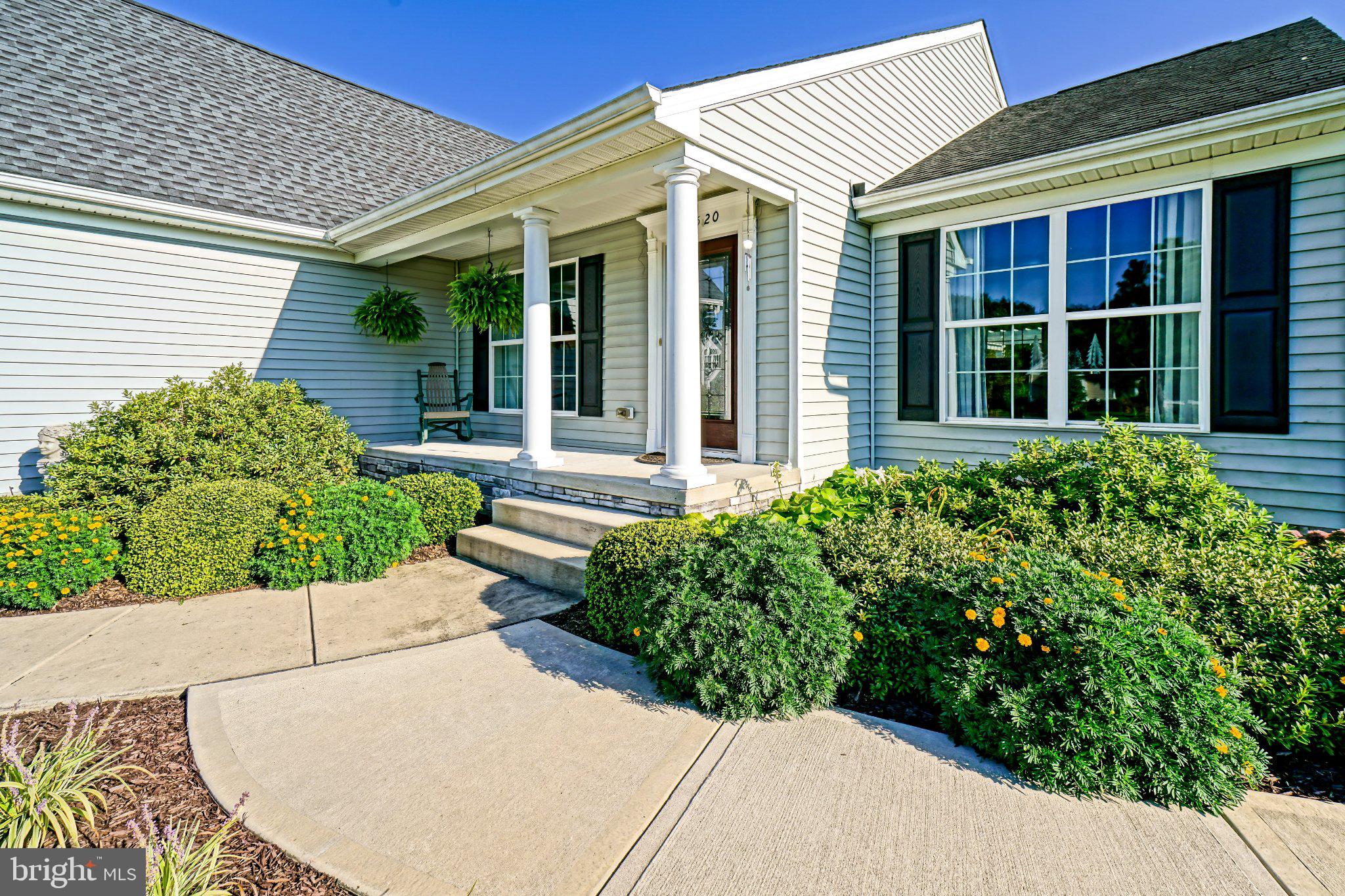 25520 HUNTLEY GLEN COURT