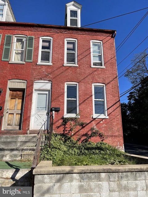 Photo of 855 LANCASTER AVE, COLUMBIA, PA 17512 (MLS # PALA2030648)