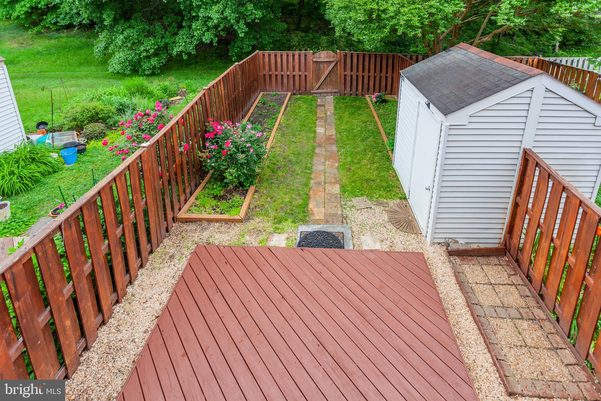 WOODSTONE - Residential Lease