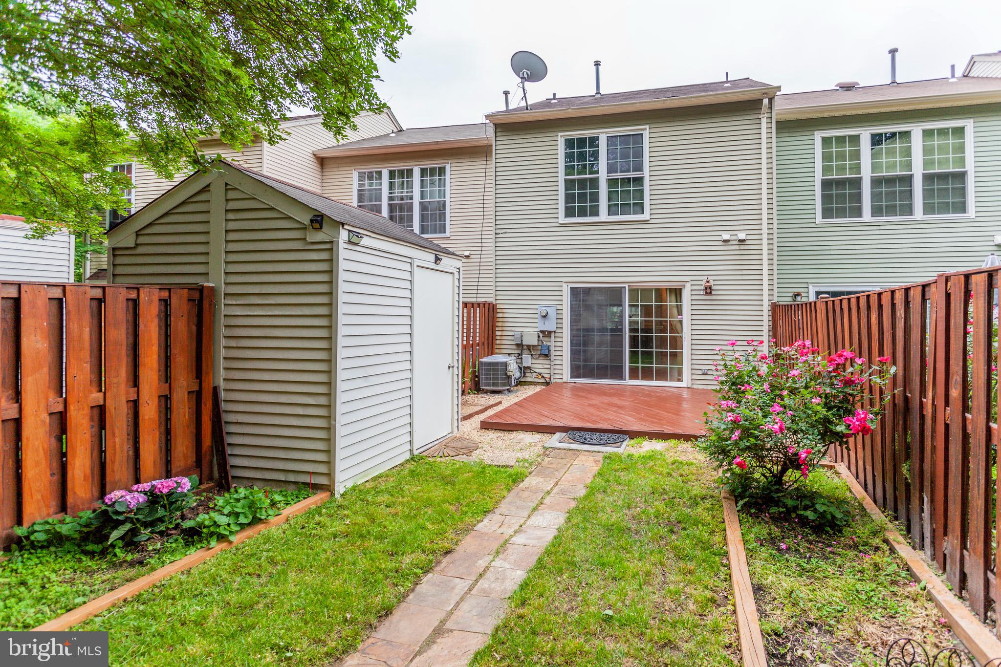 WOODSTONE - Residential Lease