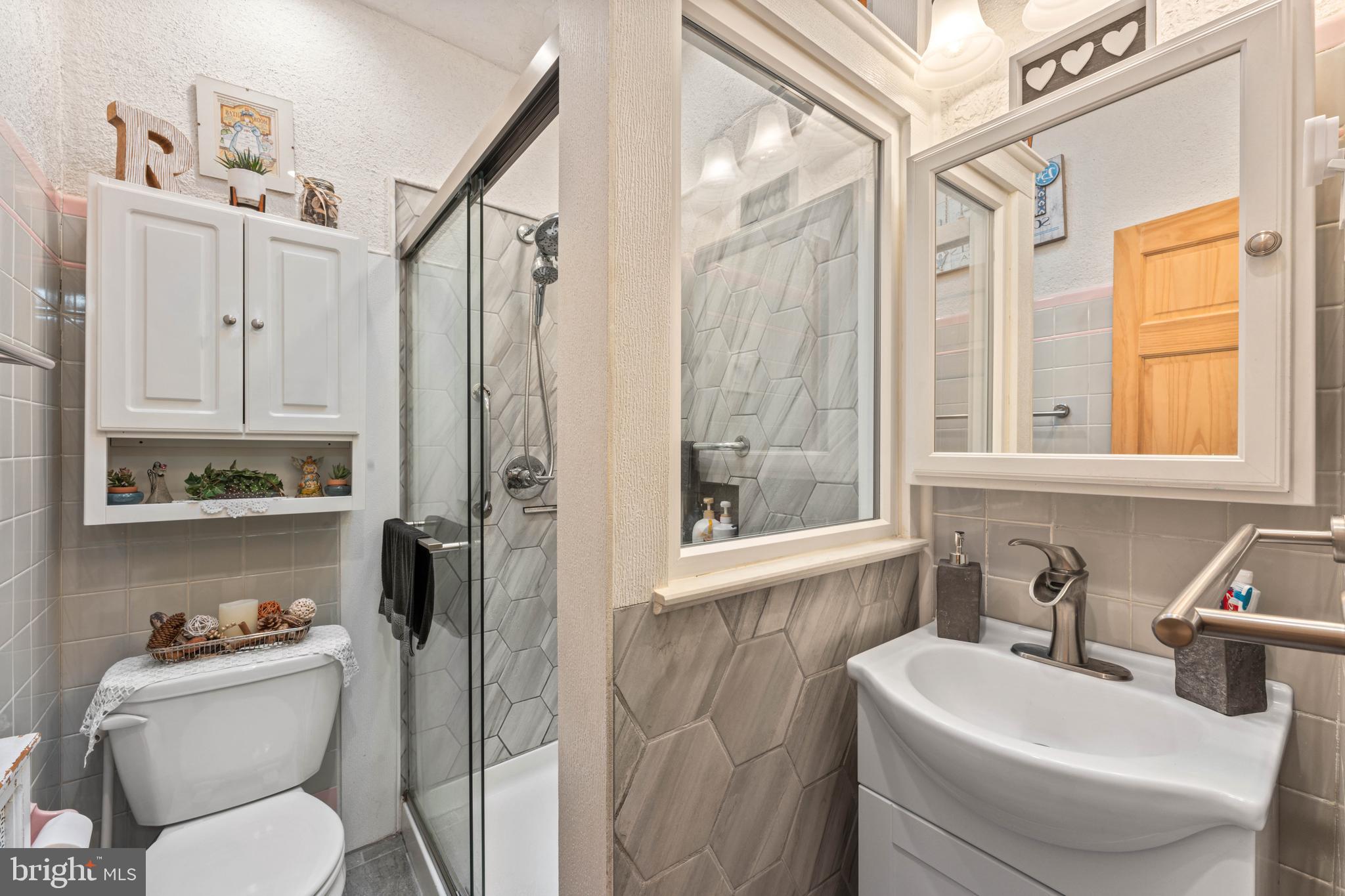 EAST PASSYUNK CROSSING - Residential