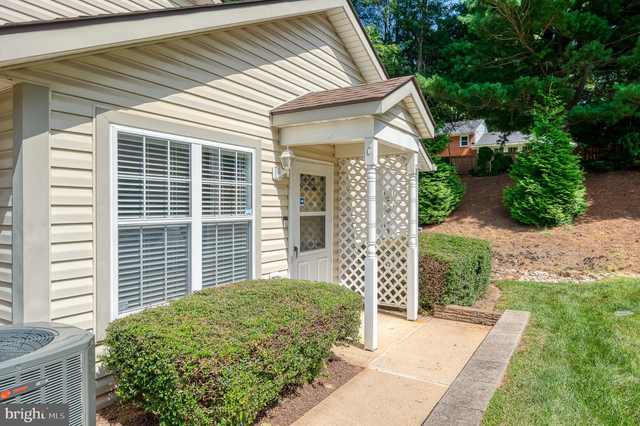 WINIFRED MANOR - Residential