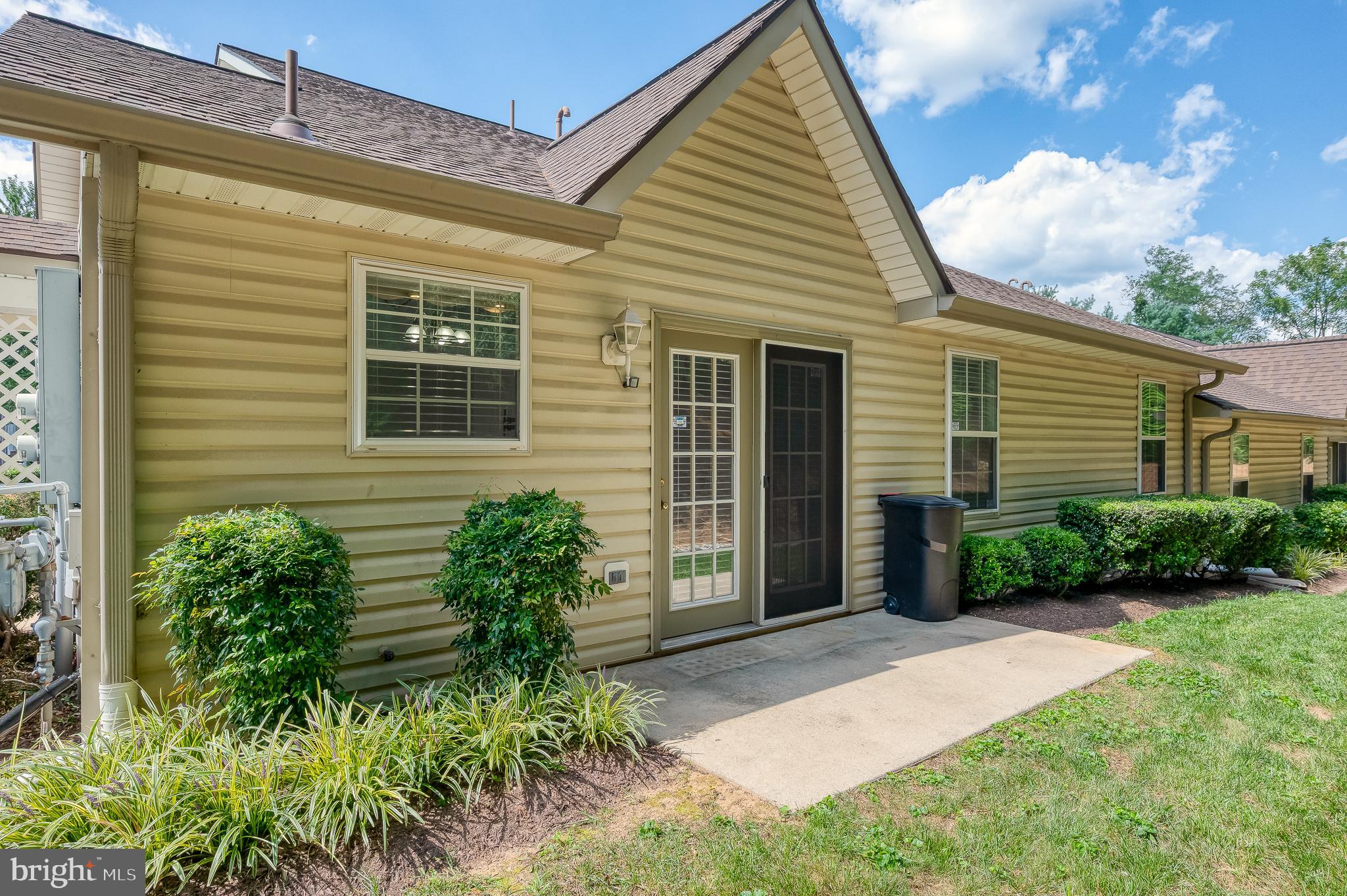 WINIFRED MANOR - Residential