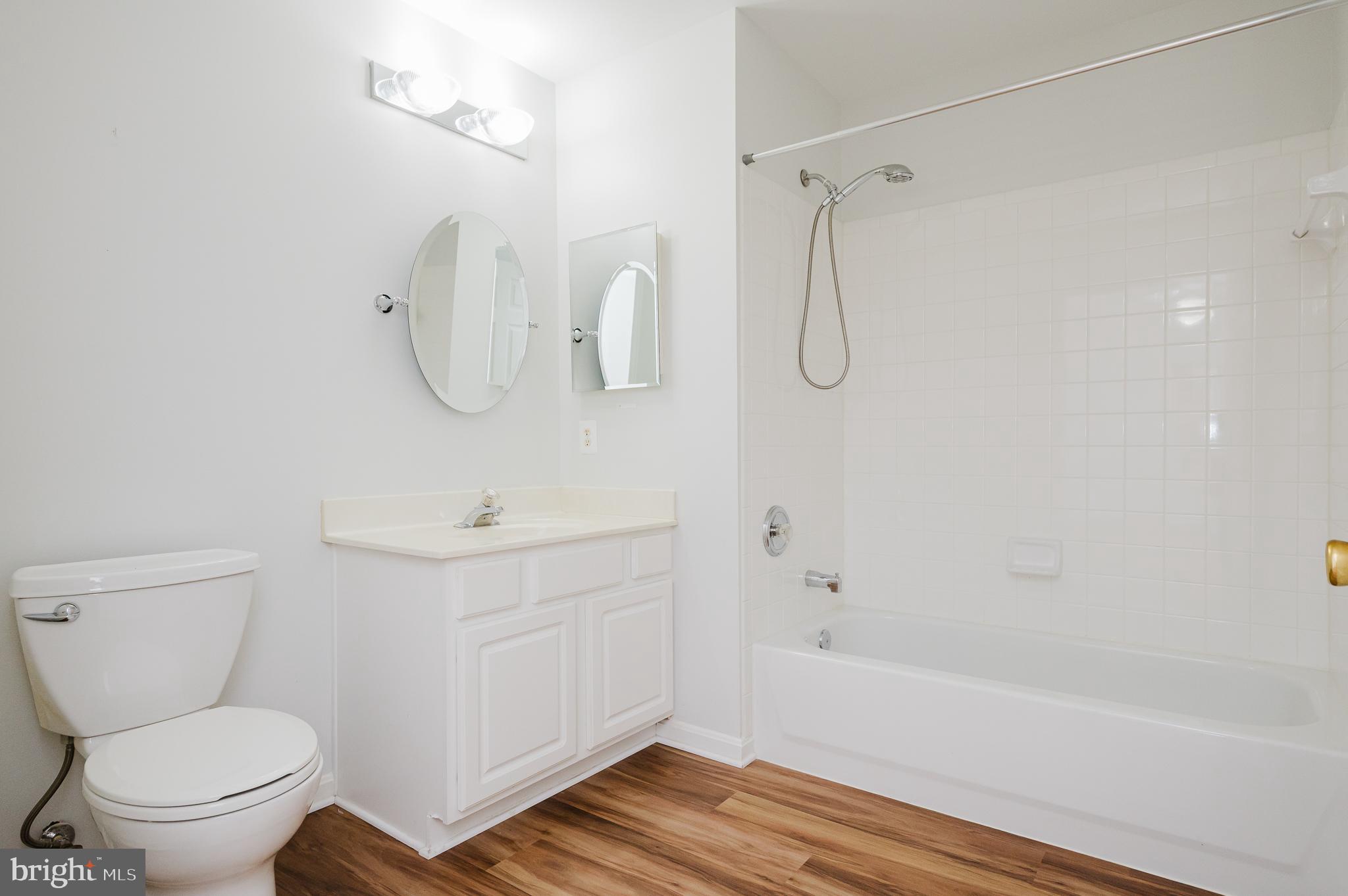 WINIFRED MANOR - Residential