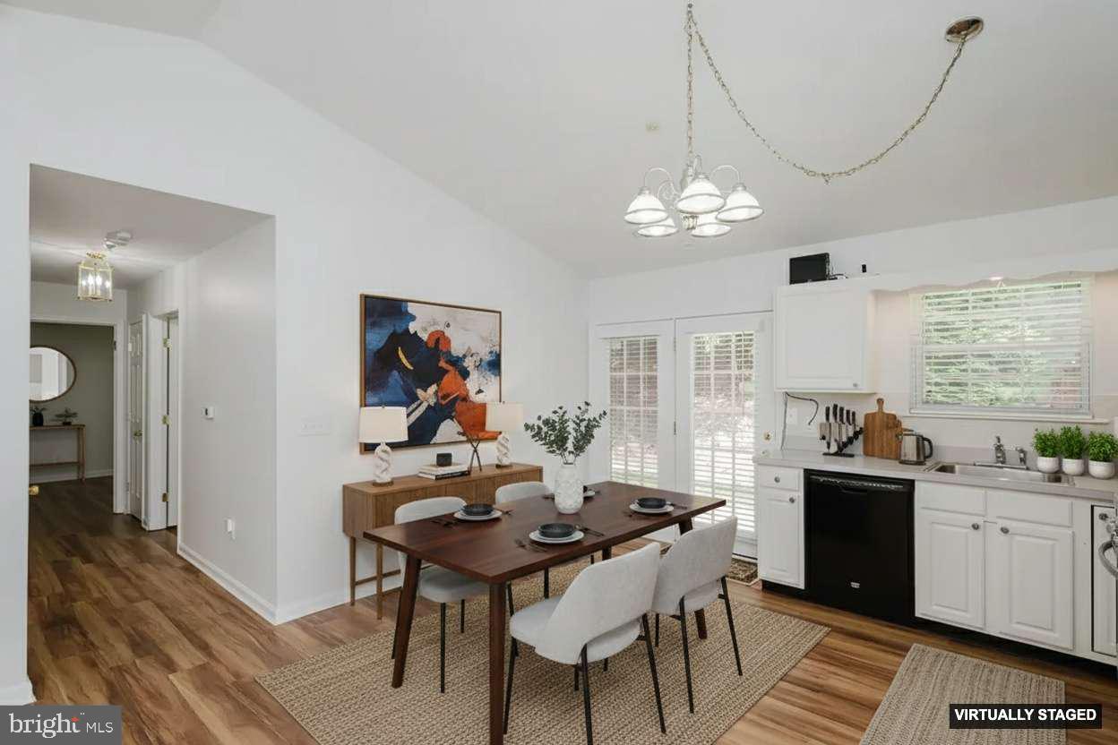 WINIFRED MANOR - Residential