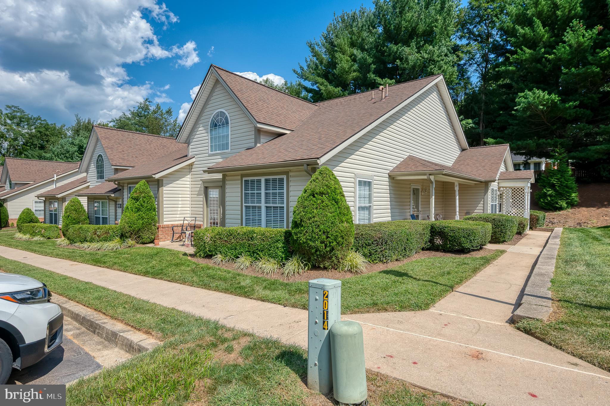 WINIFRED MANOR - Residential