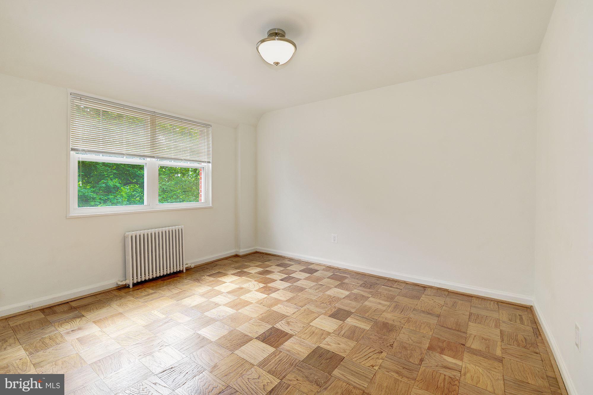 ROSSLYN HEIGHTS - Residential Lease