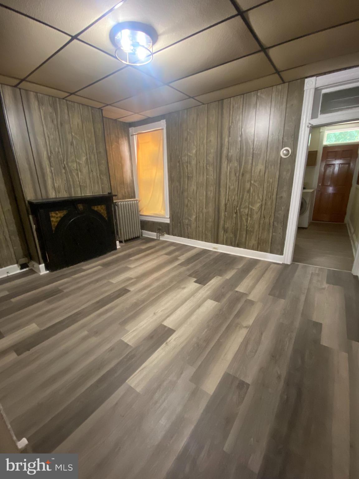 ROSEMONT - Residential Lease