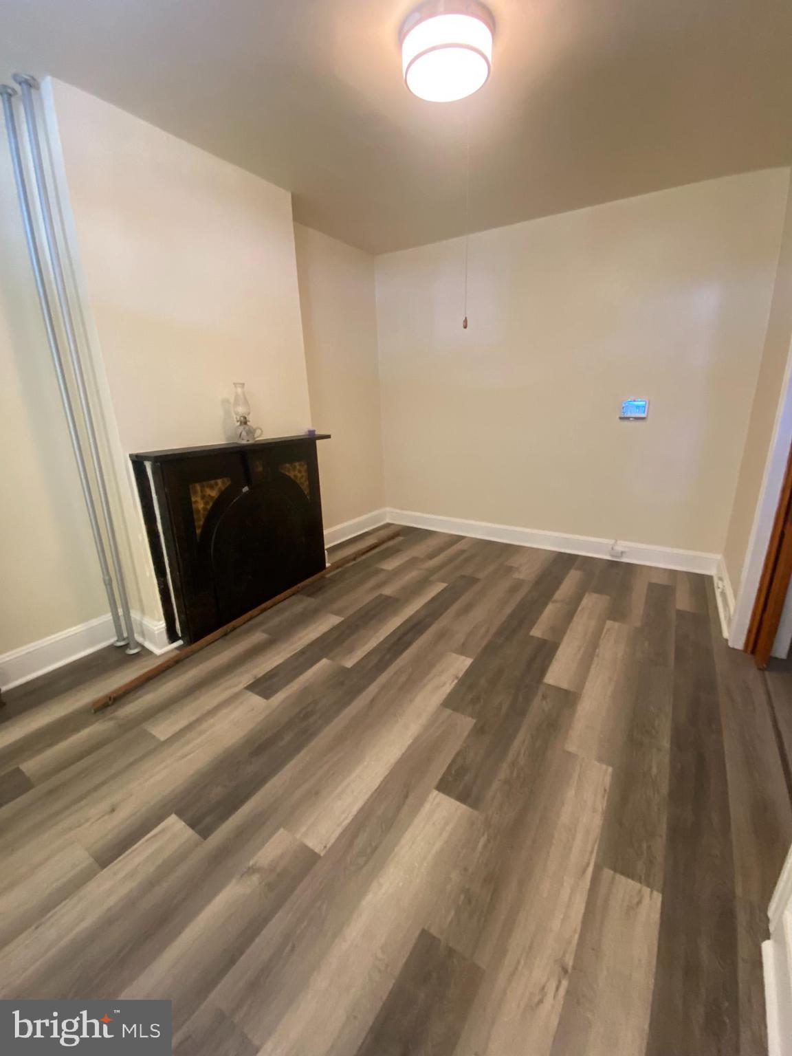 ROSEMONT - Residential Lease