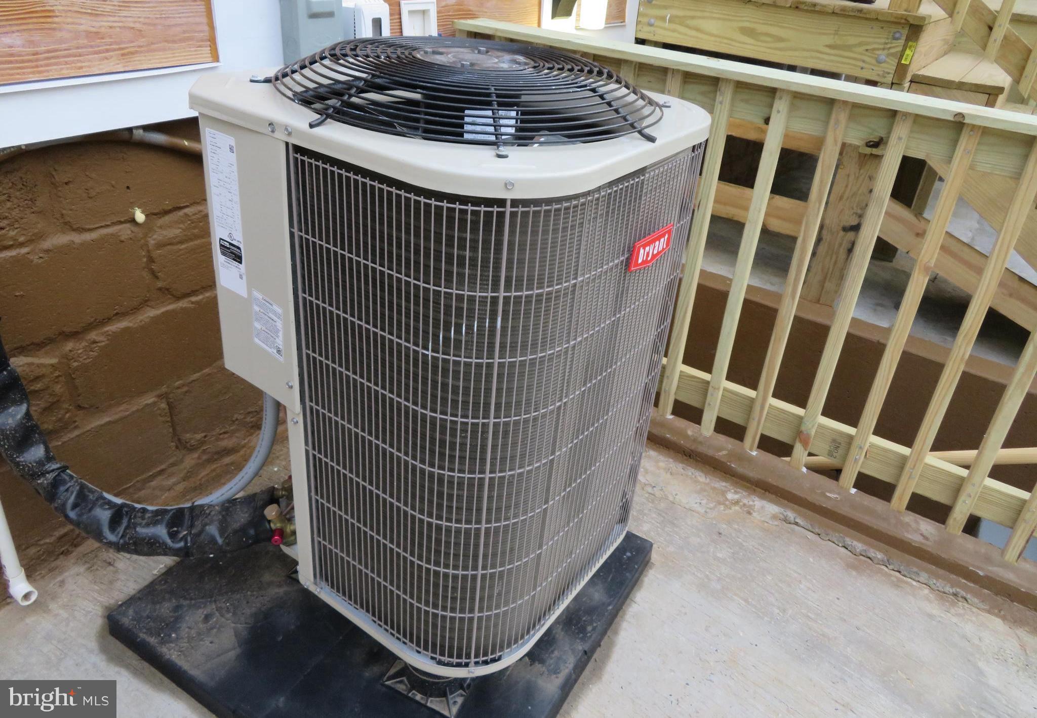 MT RAINIER- FUNKHOUSERS - Residential