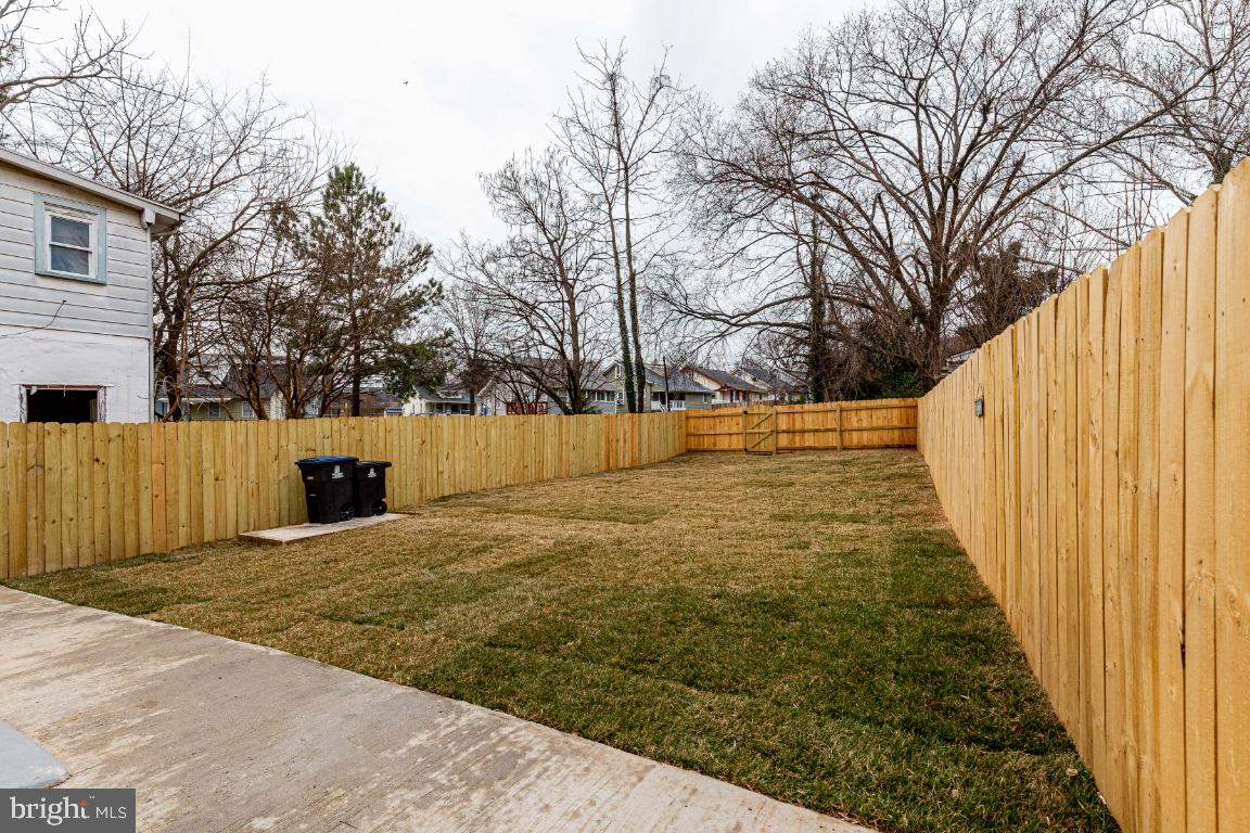 MT RAINIER- FUNKHOUSERS - Residential