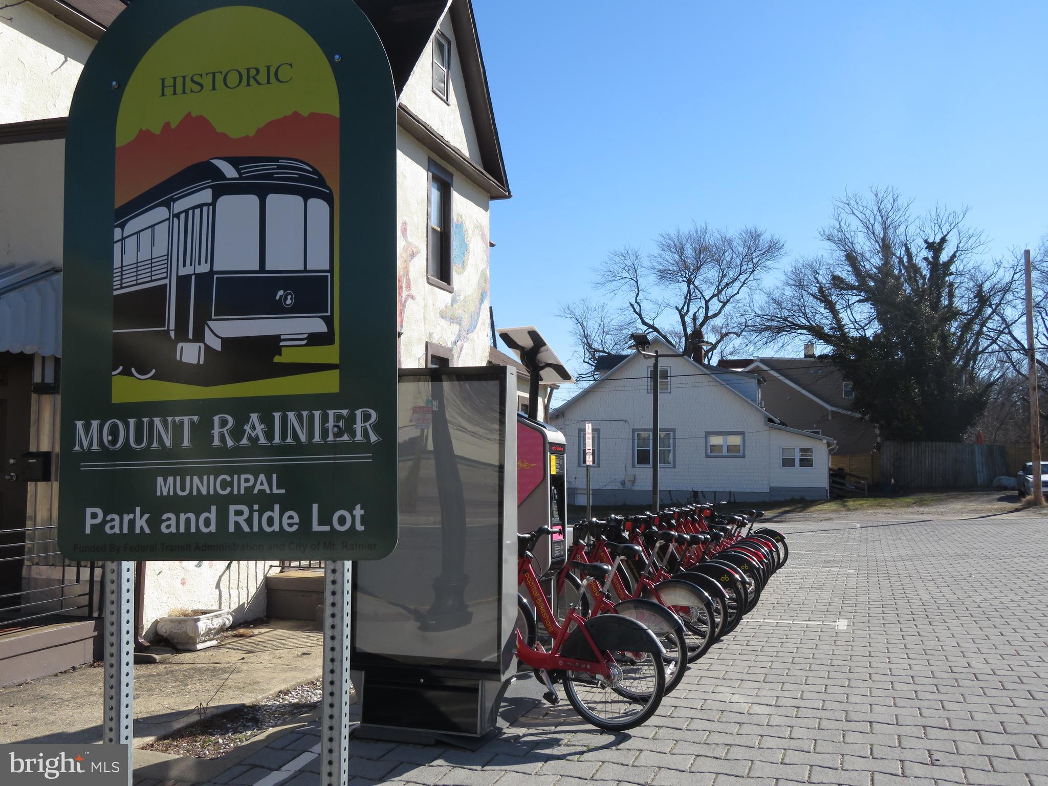 MT RAINIER- FUNKHOUSERS - Residential