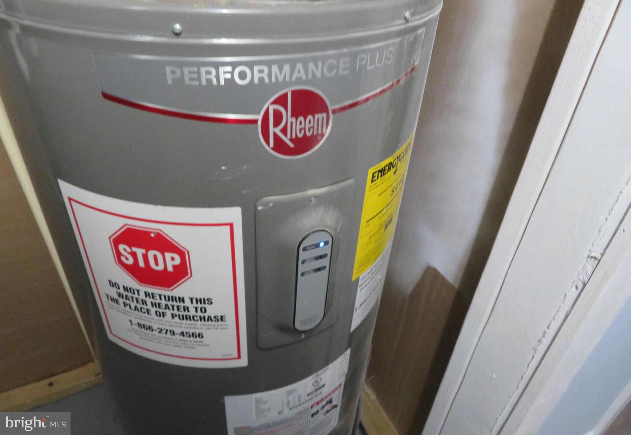 MT RAINIER- FUNKHOUSERS - Residential