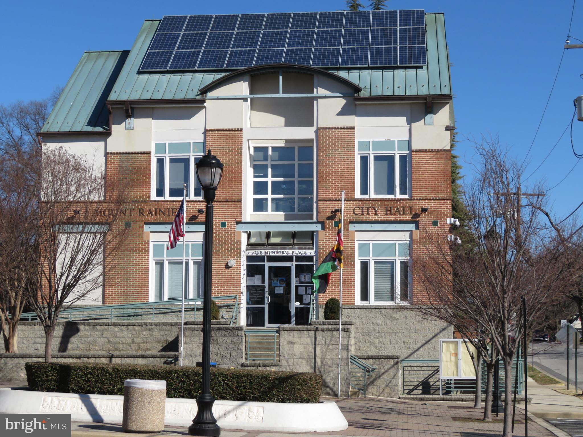 MT RAINIER- FUNKHOUSERS - Residential