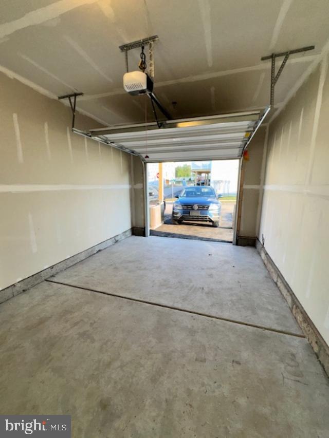 PHOENIXVILLE HEIGHTS - Residential Lease