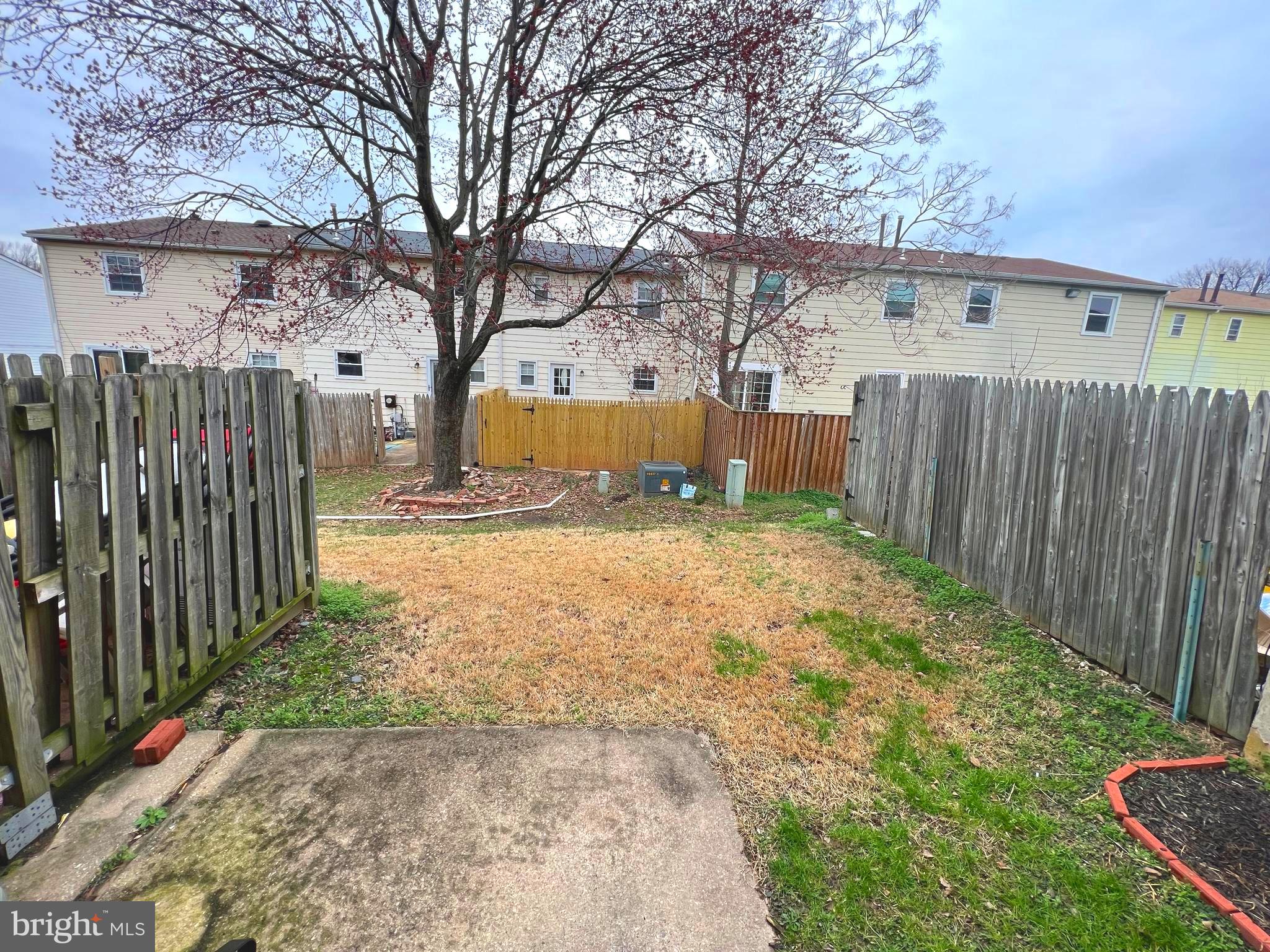 ELVATON TOWNE CONDO - Residential Lease