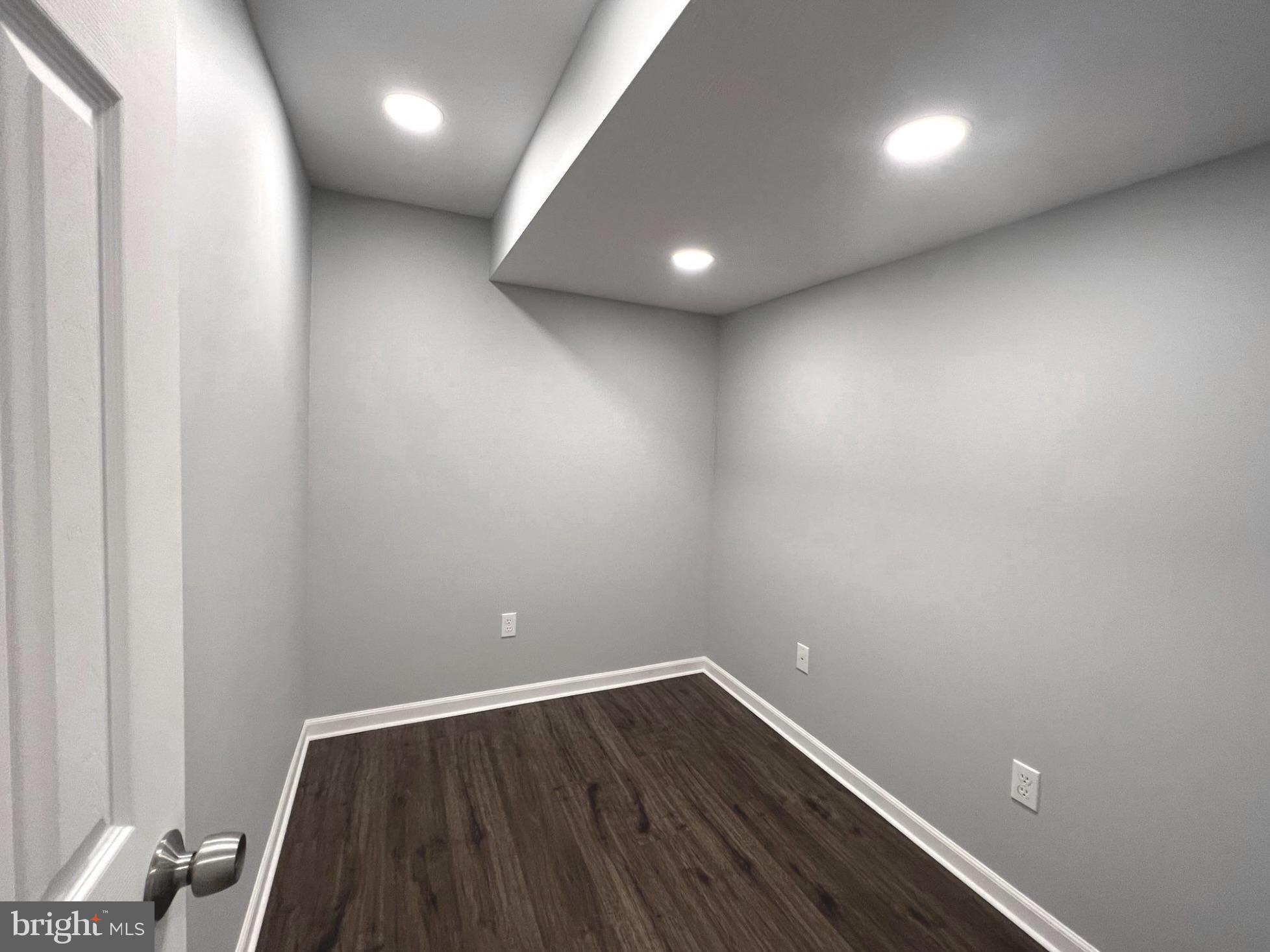 ELVATON TOWNE CONDO - Residential Lease