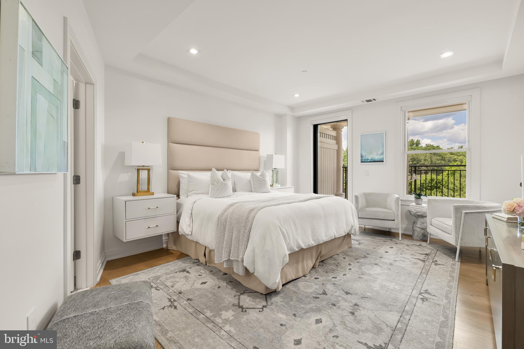 CHEVY CHASE - Residential