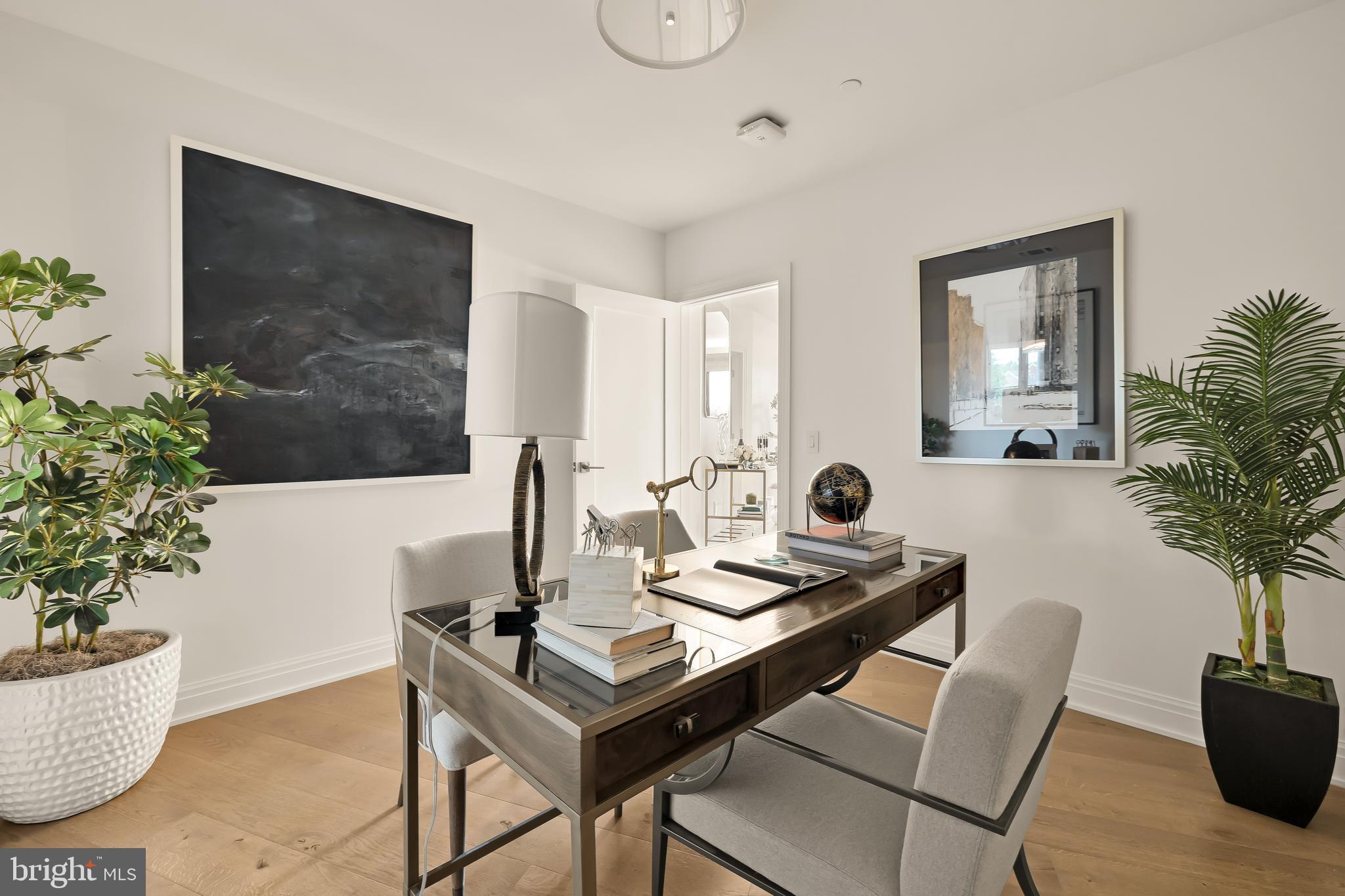 CHEVY CHASE - Residential