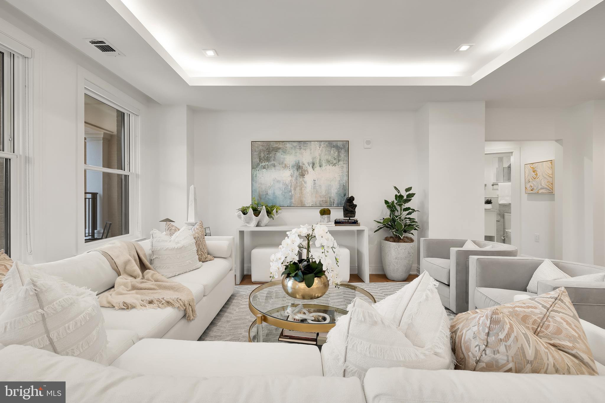 CHEVY CHASE - Residential