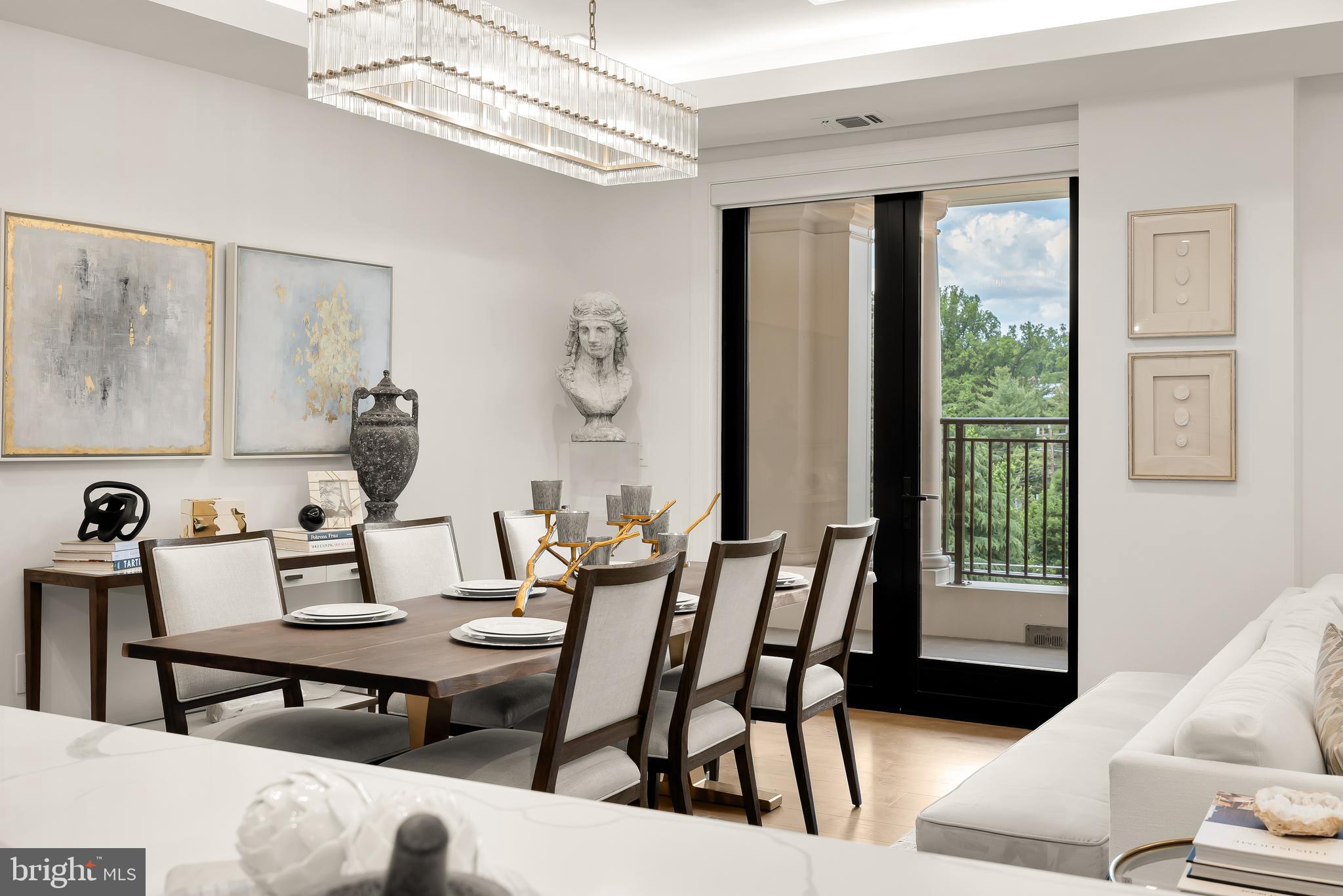 CHEVY CHASE - Residential