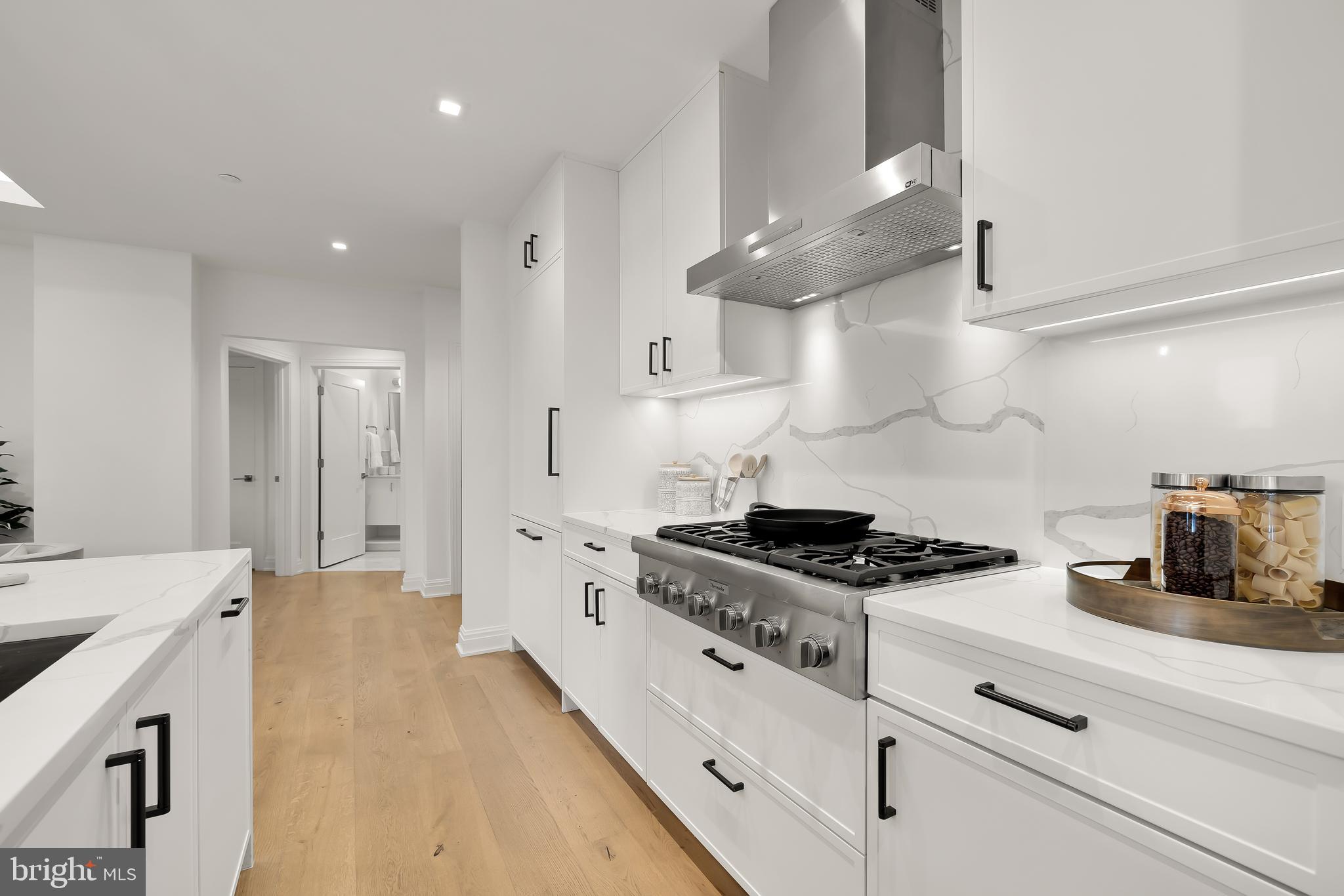 CHEVY CHASE - Residential