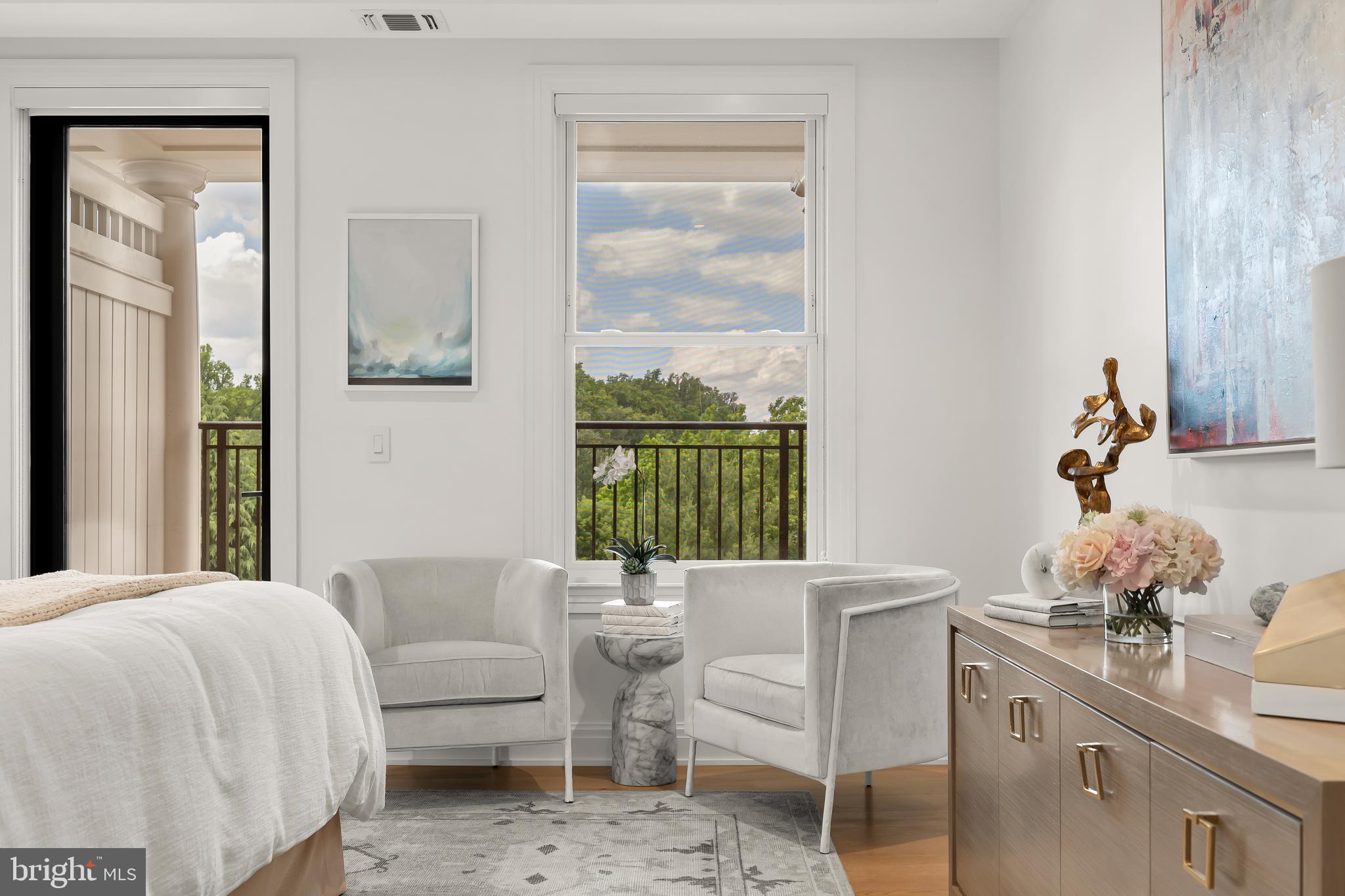 CHEVY CHASE - Residential