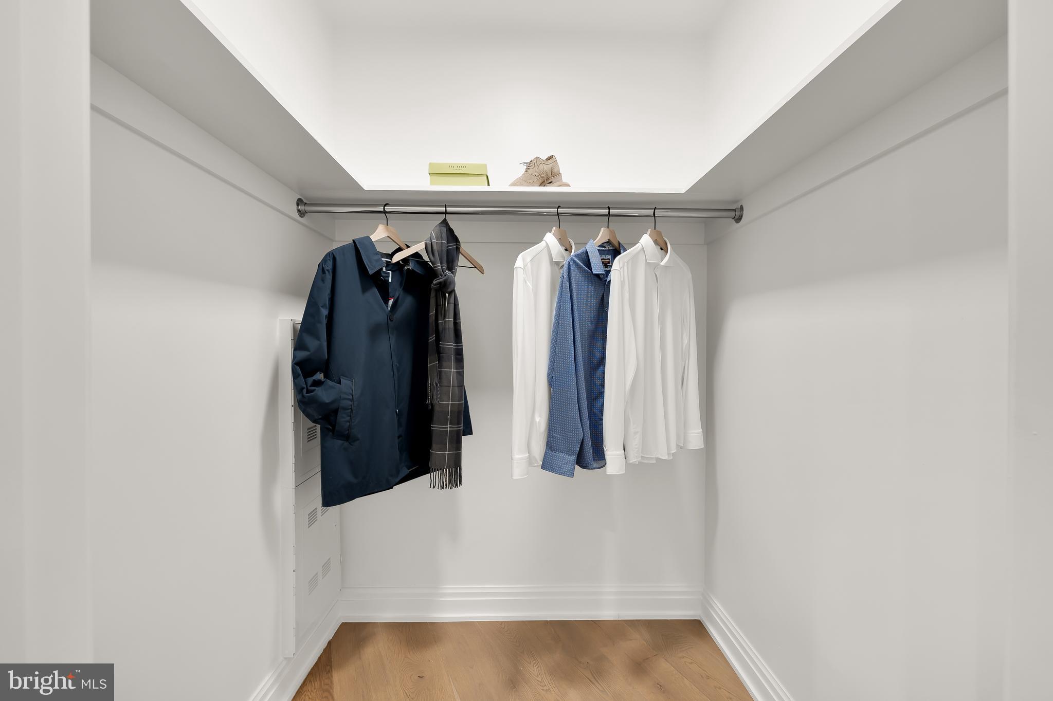 CHEVY CHASE - Residential