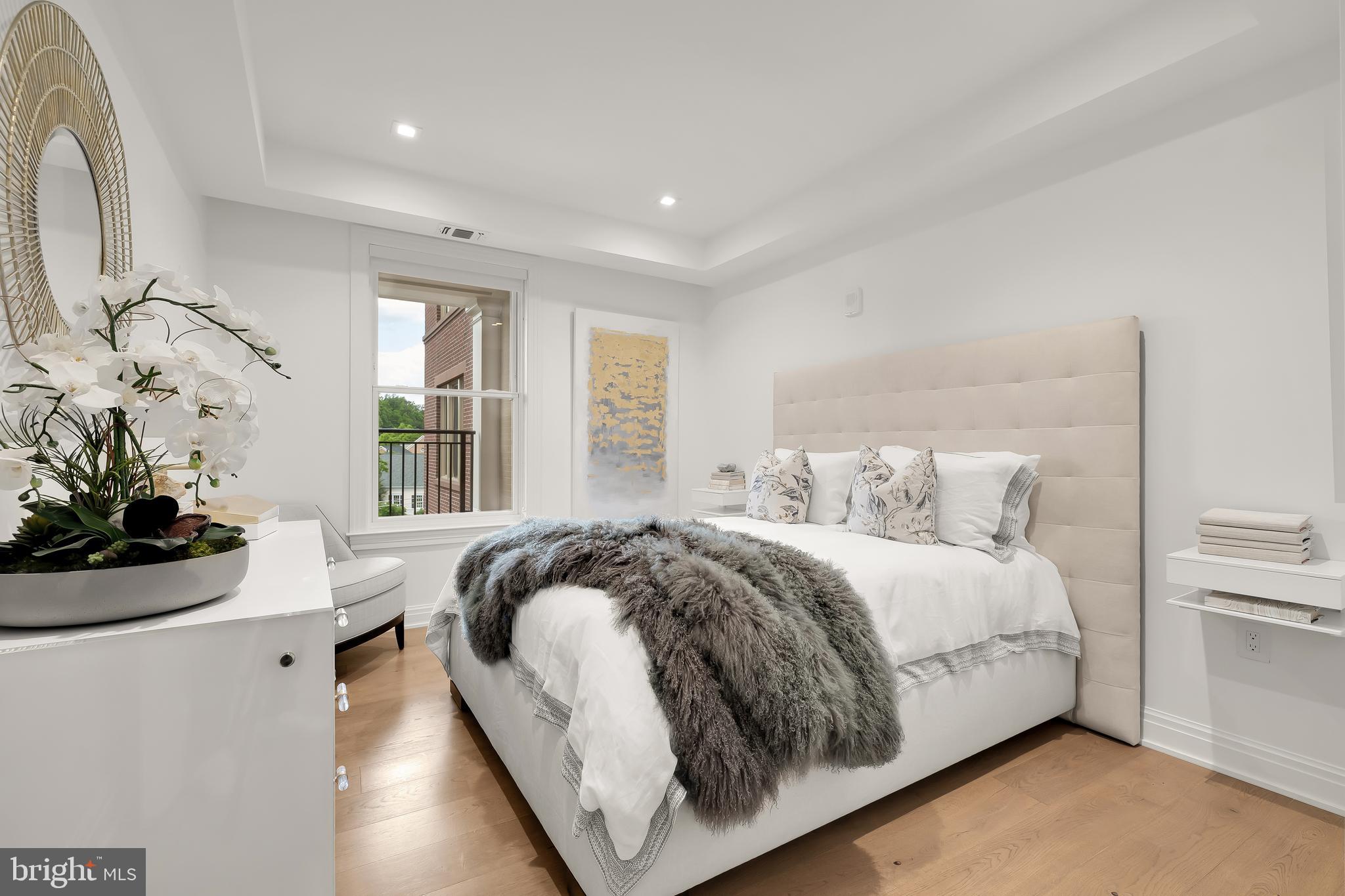 CHEVY CHASE - Residential