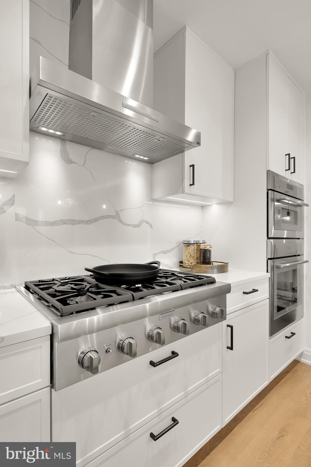 CHEVY CHASE - Residential