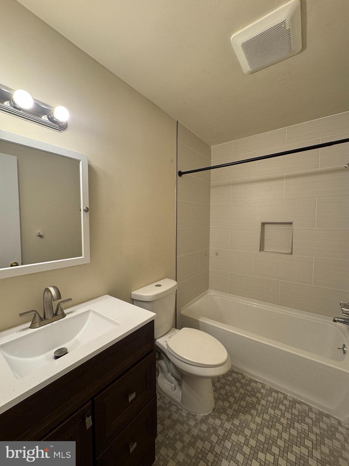 KEENE MILL STATION - Residential Lease