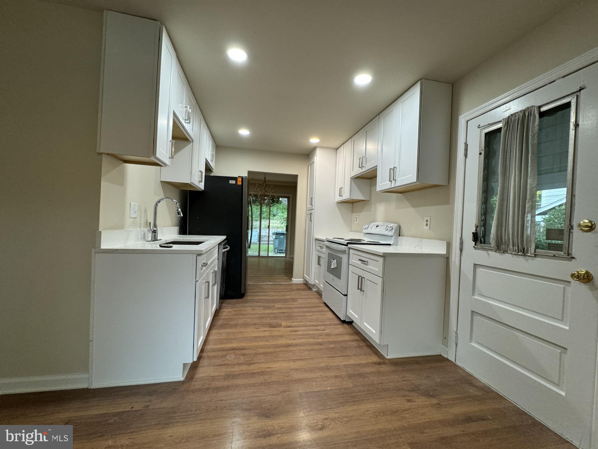 KEENE MILL STATION - Residential Lease