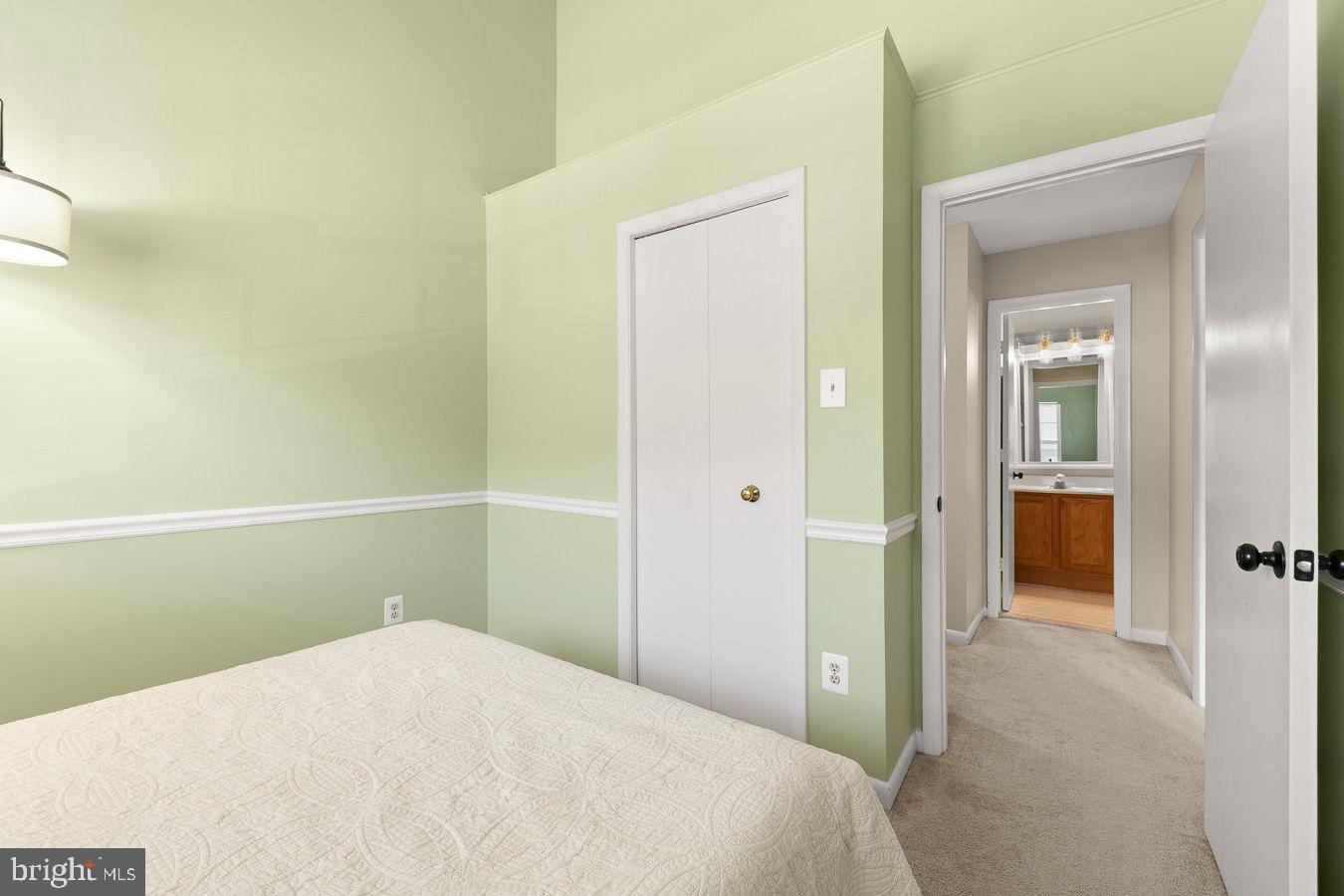 SOUTHERN OAKS - Residential