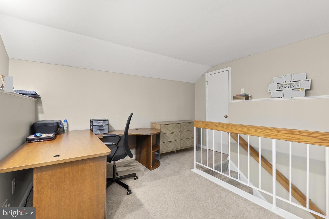 SOUTHERN OAKS - Residential