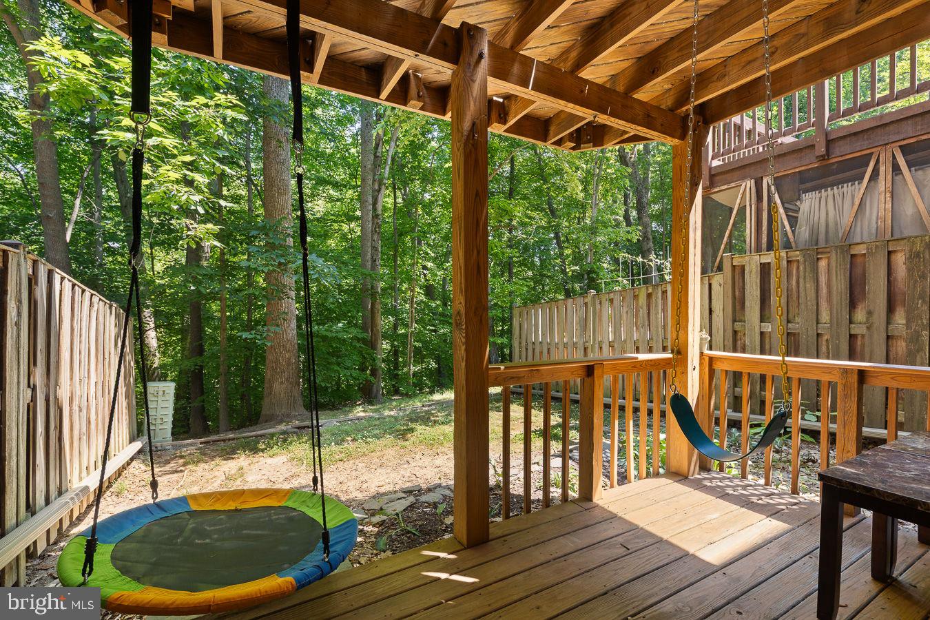 SOUTHERN OAKS - Residential