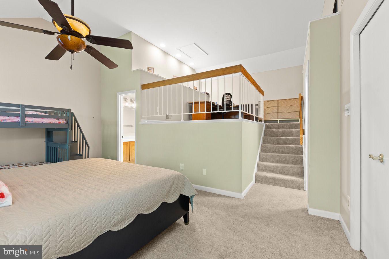 SOUTHERN OAKS - Residential