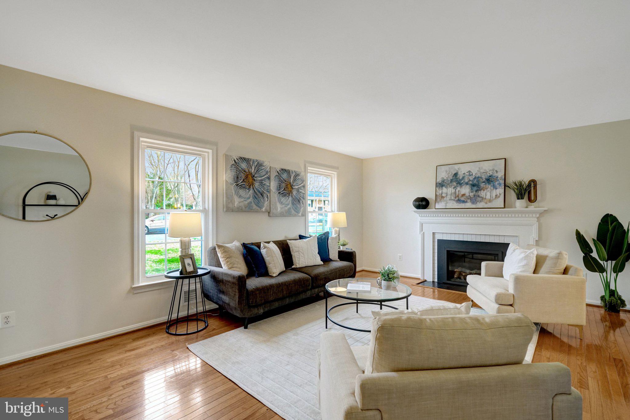 HAYFIELD FARM - Residential