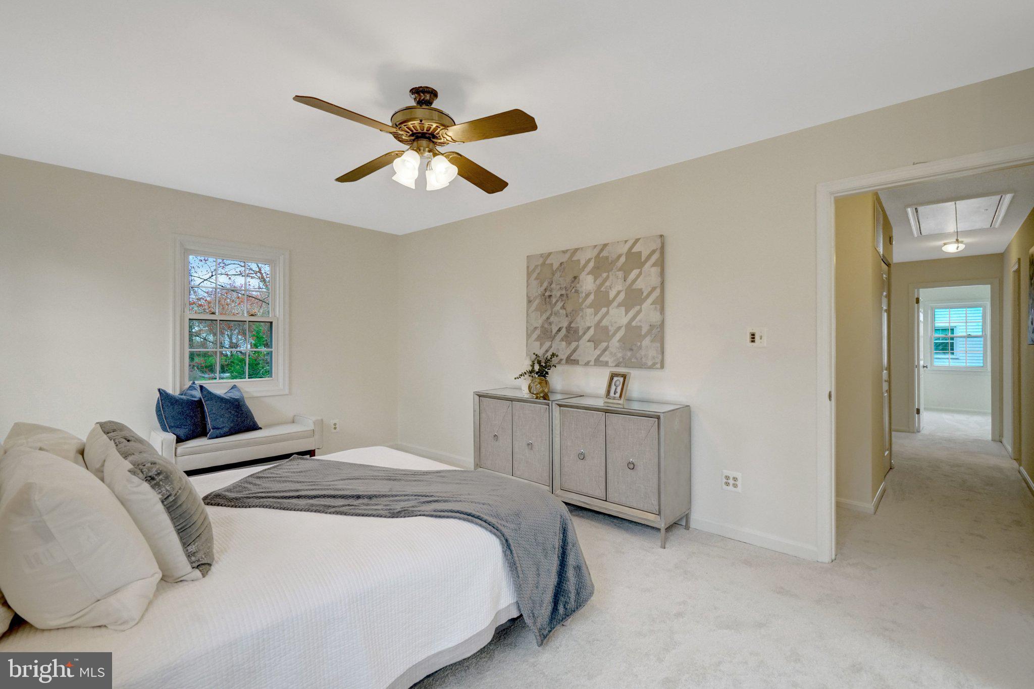 HAYFIELD FARM - Residential